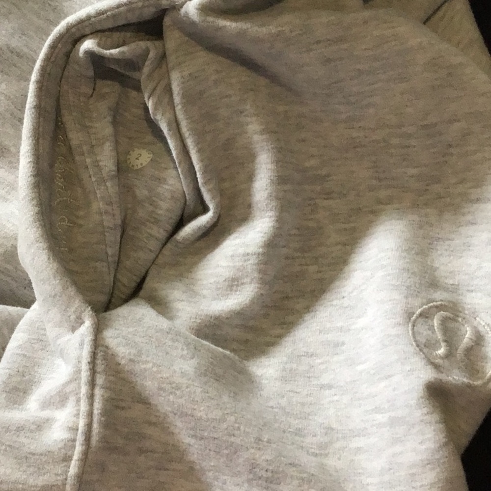 Lululemon sweater - Picture 6 of 7